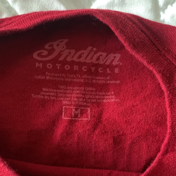 Indian motorcycle crew neck short sleeve 
Size medium - Picture 2 of 3